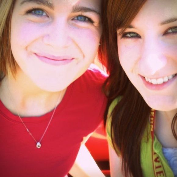 Meet your Posher, Lexi - Picture 1 of 1